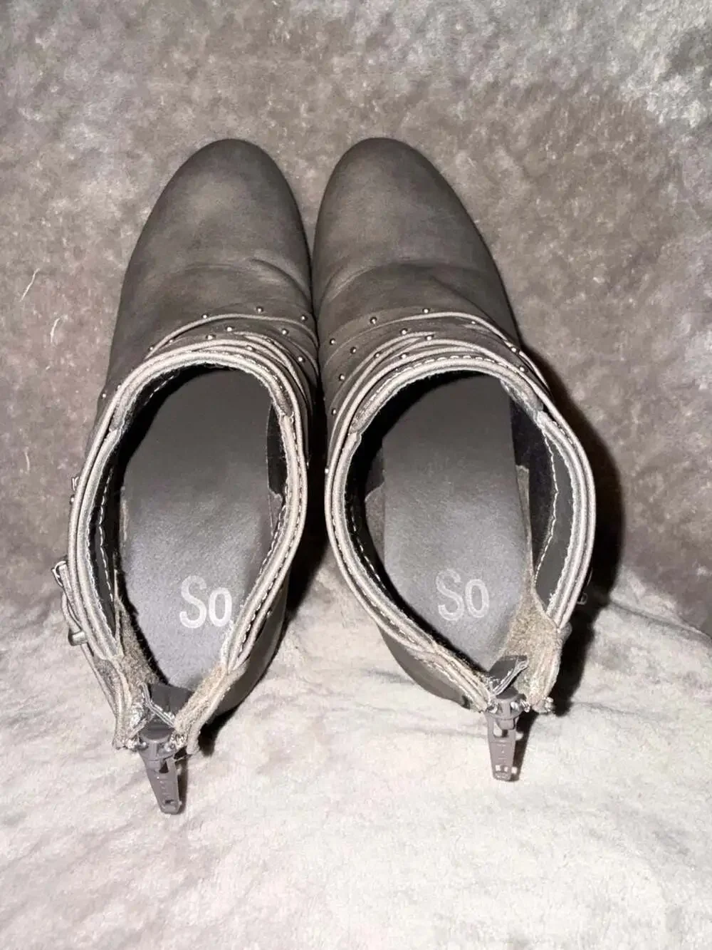 SO Women's Gray Studded Strappy Ankle Boots Size 8